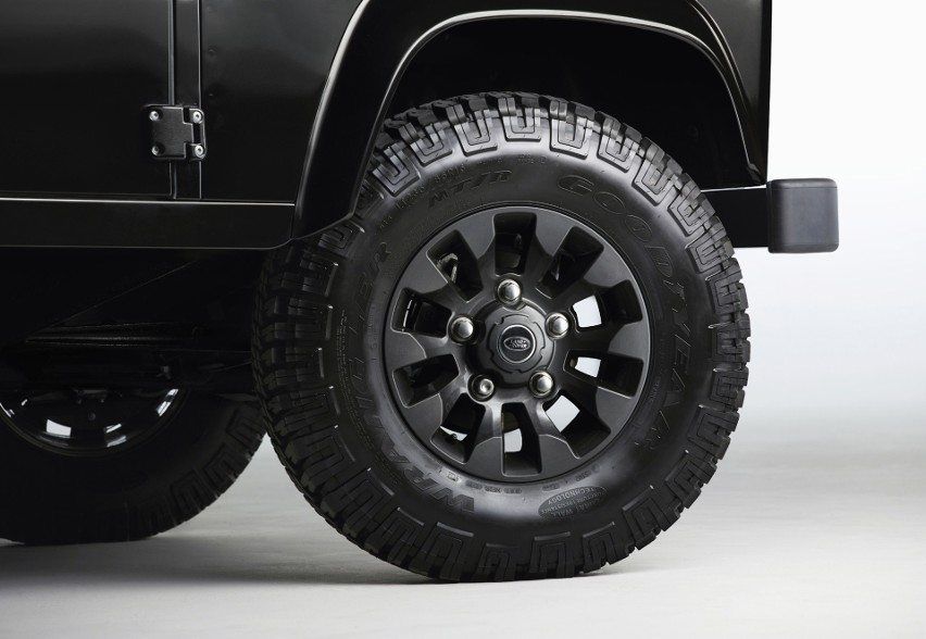 Land Rover Defender 90 Hard Top LXV Special Edition, Fot:...