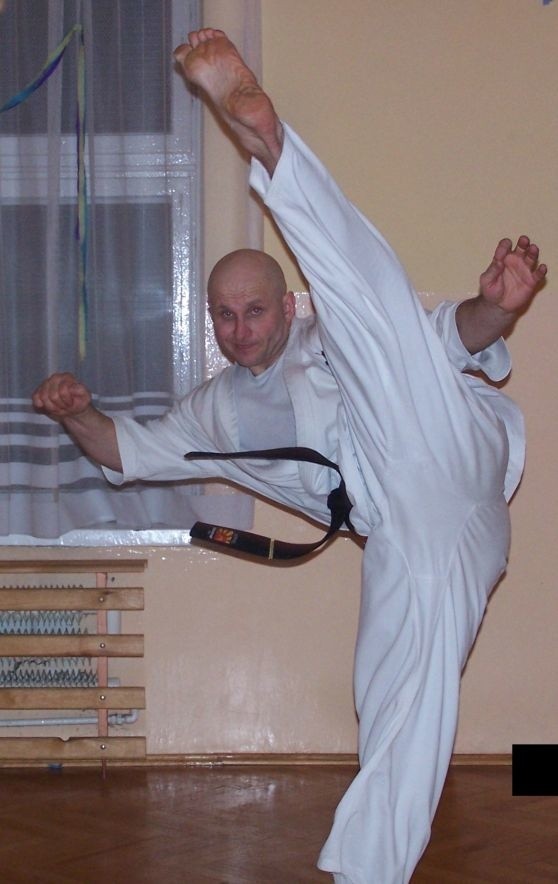 Zawodnik Tarnobrzeskiego Klubu Kyokushin Karate Marek Fiedko wystartuje w mistrzostwach Polski Południowej.