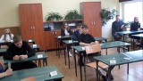Egzamin 8-klasistów w Szkole Podstawowej nr 5 im. H. Sienkiewicza w Myszkowie. Dziś matematyka 