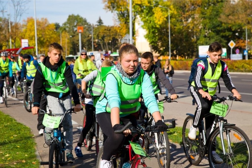 Ul. Świerkowa. Wschodni Szlak Rowerowy Green Velo otwarty (zdjęcia, wideo)