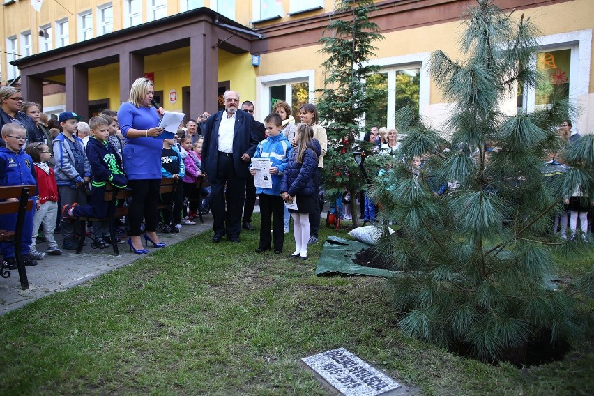 Publiczna Szkoła Podstawowa numer 13 w Radomiu obchodzi 100-lecie istnienia (wideo, zdjęcia)