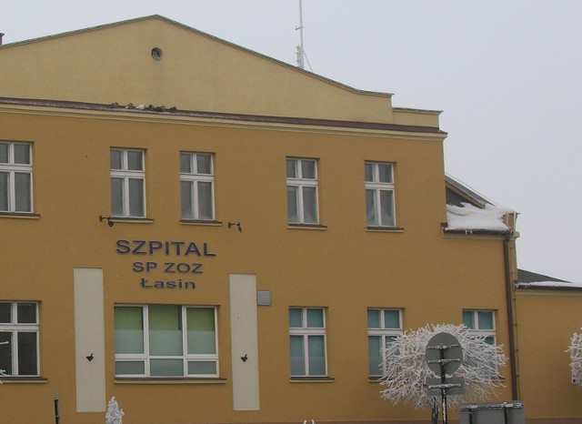 Szpital w Łasinie wstrzymał przyjmowanie pacjentów, po tym jak u jednego z jego pracowników wykryto koronawirusa