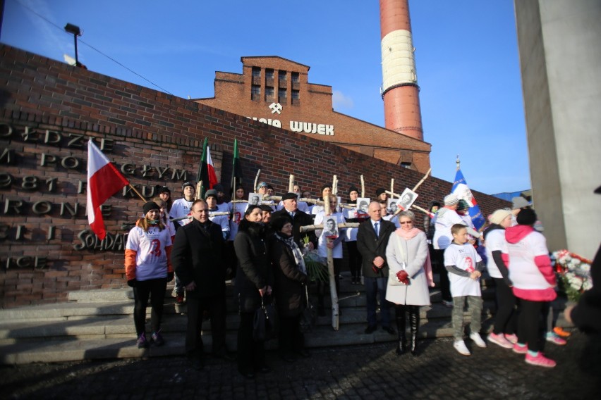 Od samego rana towarzyszyliśmy wczoraj osobom, które uczciły...