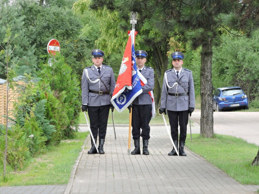 Święto policji w Makowie Maz. 2018. Awanse zawodowe i nagrody dla funkcjonariuszy i pracowników cywilnych [ZDJĘCIA+WIDEO]