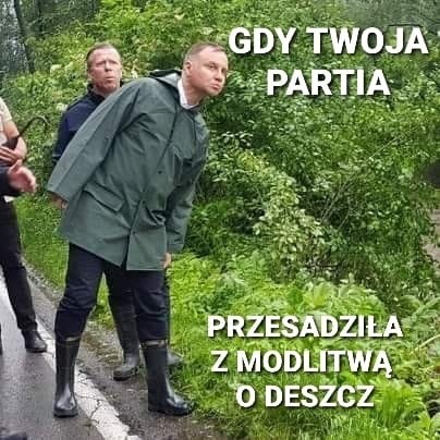 Andrzej Duda odwiedził tereny zagrożone powodzią, a internet...
