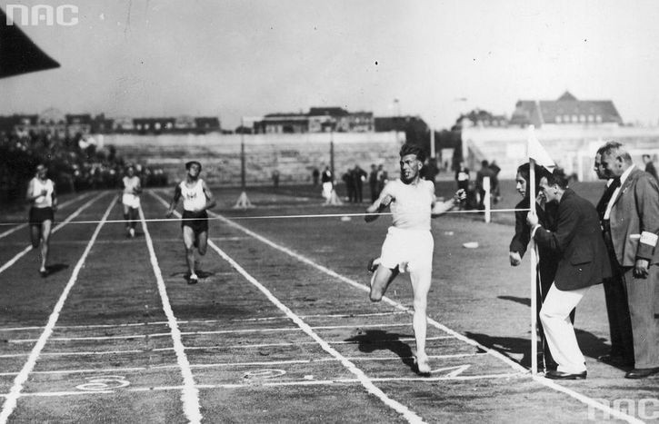 A to już zawody lekkoatletyczne Wrocław-Poznań w 1935 roku