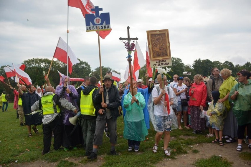 Lubelska pielgrzymka za nami. Wspominamy tegoroczną wędrówkę (ZDJĘCIA)