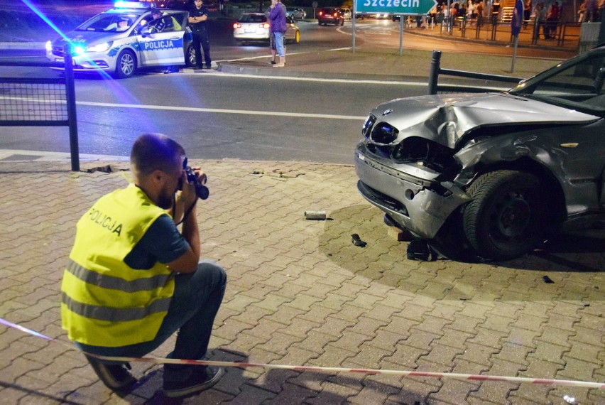 Wypadek w Stargardzie: Masakra na Wyszyńskiego. 18-latek wjechał BMW w widzów nielegalnego driftu [ZDJĘCIA, WIDEO]