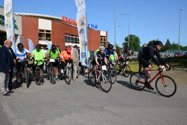 Rajd rowerowy Bike Krajna - start sprzed Centrum Sportu i Rekreacji w Sępólnie Krajeńskim.