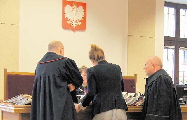 Jednym ze świadków przed brzeskim sądem była córka Ryszarda Ścigały (na zdjęciu w środku). Przekonywała, że pieniądze znalezione w domu ojca to była jej zaległa wypłata od pracodawcy