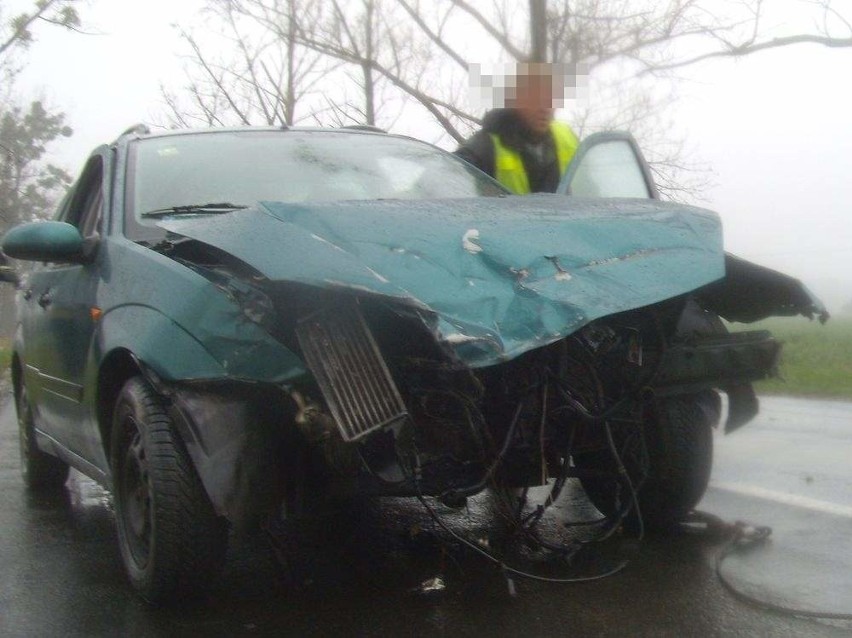 Grodków-Kopice: wypadek na DW 385. Zderzyły się volkswagen...