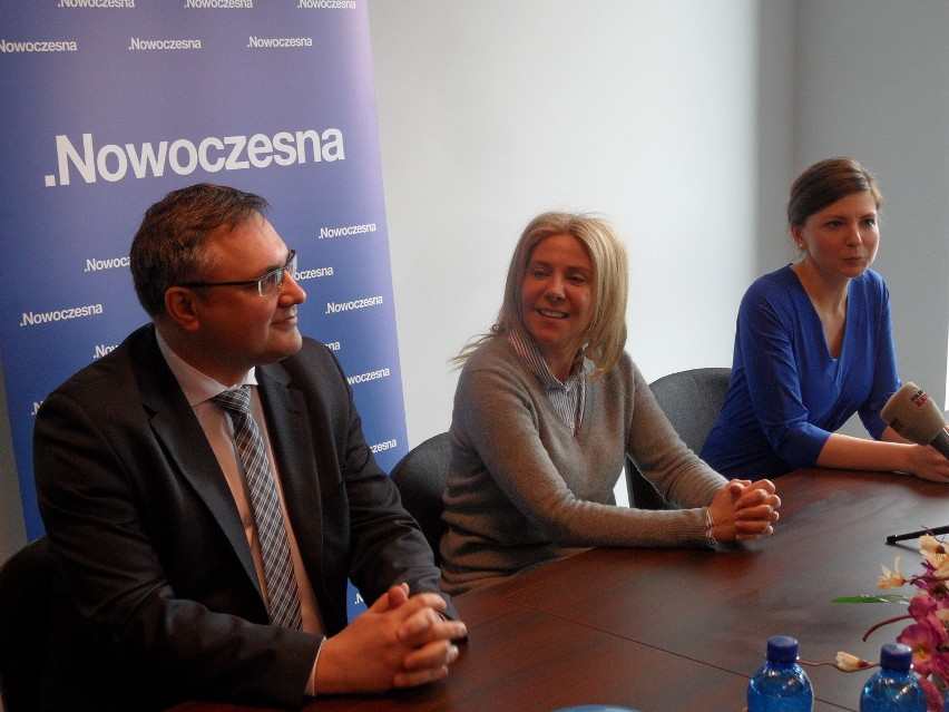 Przedstawiciele okręgu częstochowskiego partii Nowoczesna...