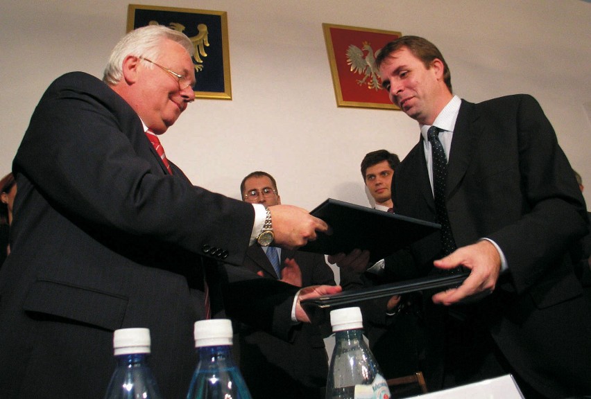 Jozsef Varadi i ówczesny prezes GTL Marek Mutke, rok 2003