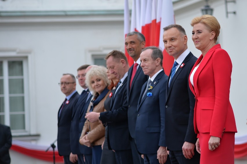 Prezydent przyznał akty obywatelstwa polskiego sześciu...