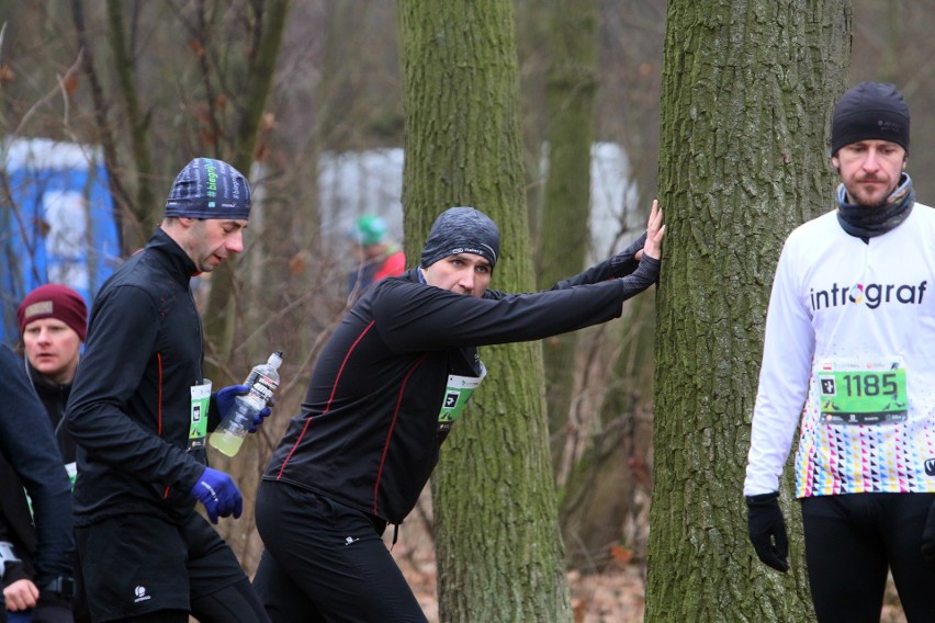 Bieg City Trail na Zalewem Zemborzyckim. Wygrał Filip Babik z Warszawy. Zobacz zdjęcia!