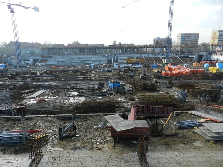 Budowa Stadionu Miejskiego w Tychach – kwiecień 2014