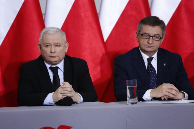 W poniedziałek portal i.pl poinformował nieoficjalnie, że były marszałek Sejmu Marek Kuchciński otrzymał propozycję objęcia funkcji szefa Kancelarii Prezesa Rady Ministrów. 