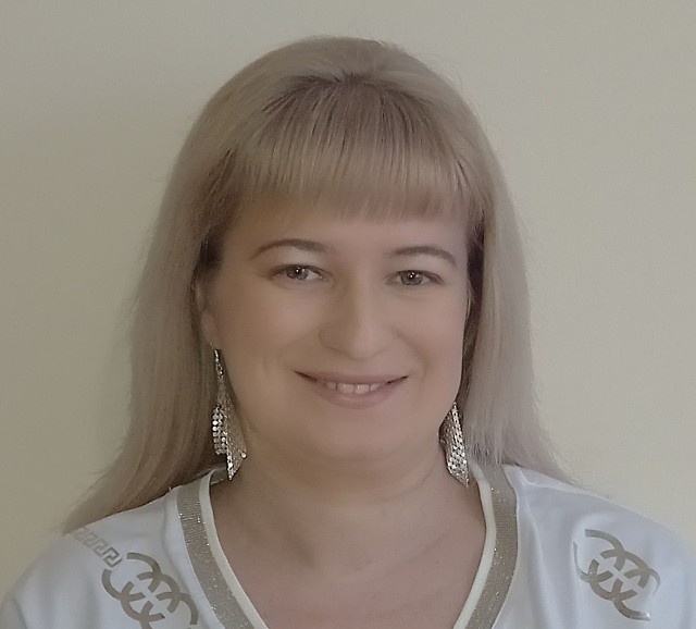 Katarzyna Kuleta Nauczycielem na Medal w powiecie koneckim. Od 2005 roku uczy w Szkole Podstawowej im. Jana Pawła II w Gowarczowie.