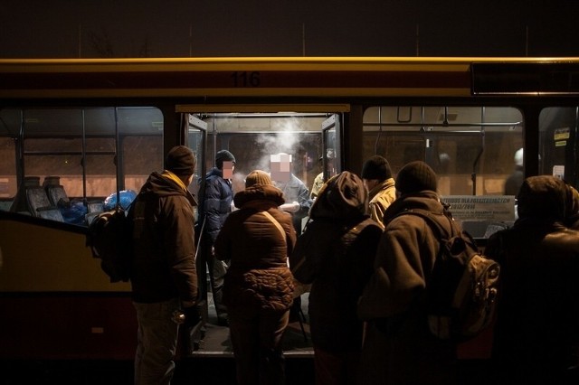 Autobus z gorącą zupą jeździ po Łodzi od wielu lat...