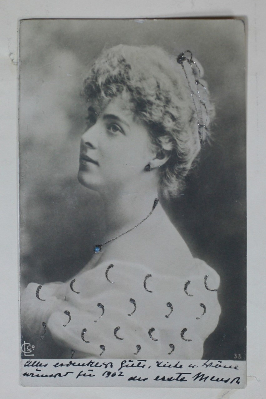 Daisy  von  Pless,  Studio  Lafayette, 1898 r. (ozdobiona...