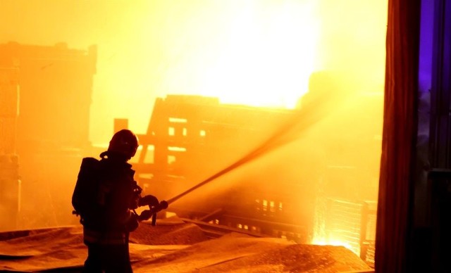 Pożar domu w Chobielinie. Jedna osoba podtruła się dymem / zdjęcie ilustracyjne