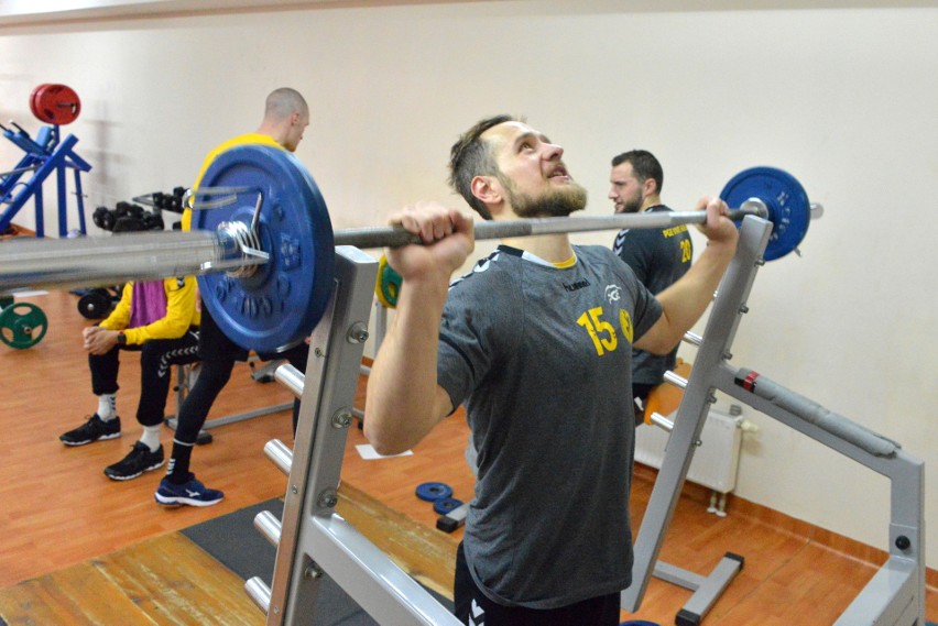 Piątka piłkarzy ręcznych PGE VIVE Kielce już trenuje w Hali Legionów. Tylko trener z nadwagą i to małą [ZDJĘCIA, VIDEO]