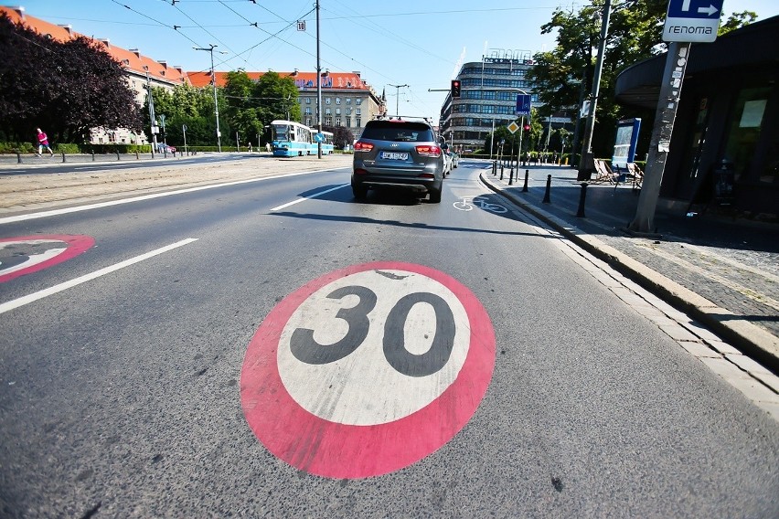 Miały być na ul. Świdnickiej przystanki wiedeńskie, ale...