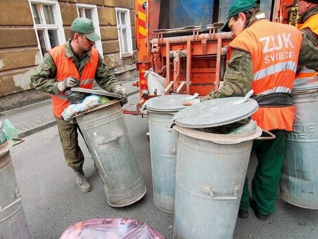 Jak najwięcej odzyskać do ponownego przetworzenia - tak w skrócie brzmi lansowana od kilku lat filozofia związana z gospodarką śmieciową realizowaną przez UE.