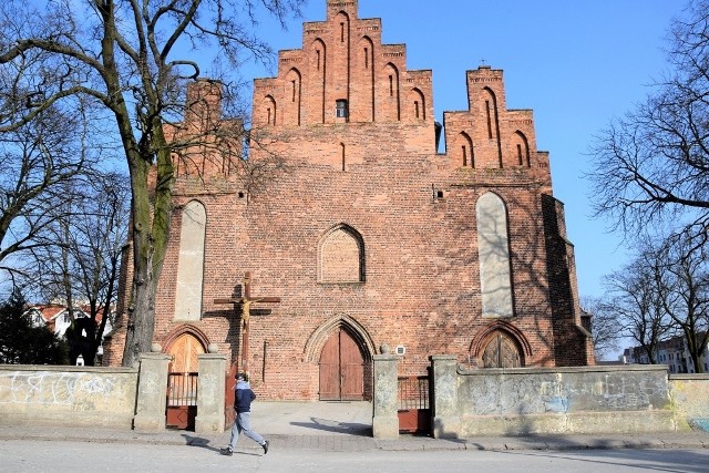 Nowe drzwi w kościele farnym będą w Inowrocławiu piękną, trwałą pamiątką obchodów 100-lecia niepodległości Polski