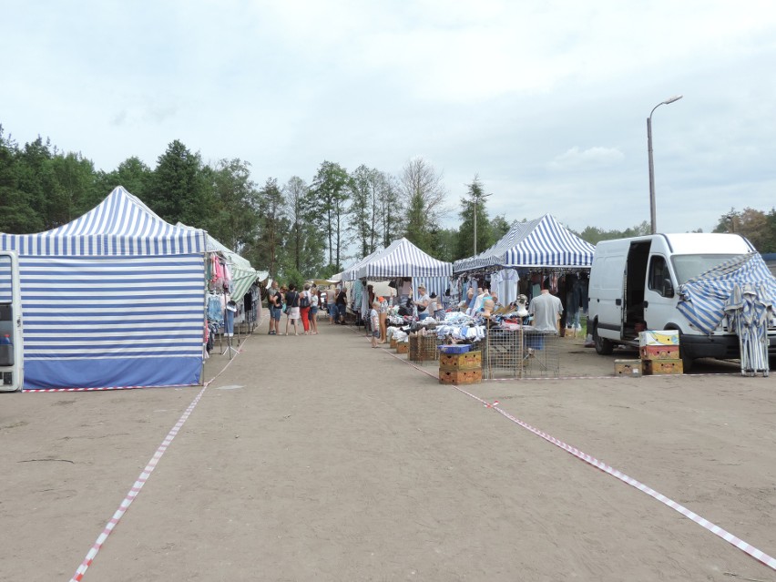 Małkinia Górna. Targowisko „Mój Rynek” otwarte. Handluje na...