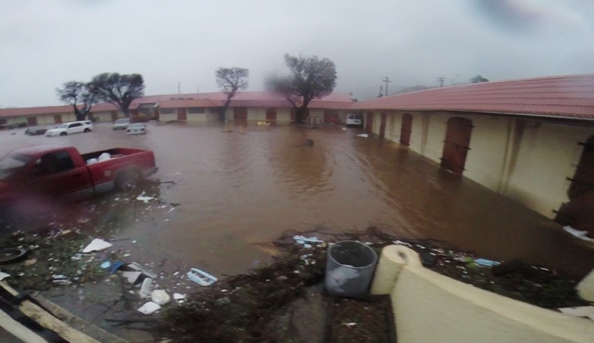 Zniszczenia na wyspie St. Thomas po przejściu huraganu Irma