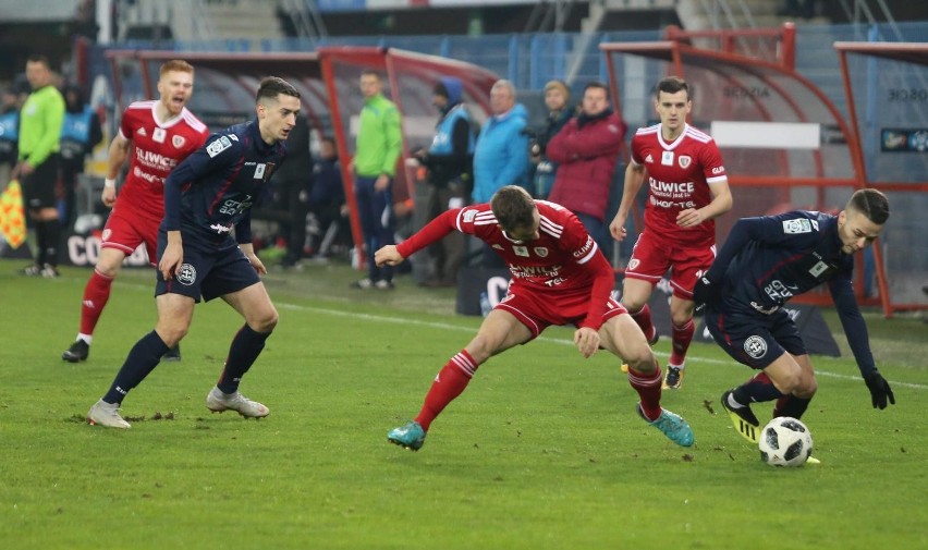 Piast Gliwice - Pogoń Szczecin 3:0.