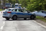Dachowanie auta w Zielonce pod Bydgoszczą. Okoliczności zdarzenia wyjaśnia policja