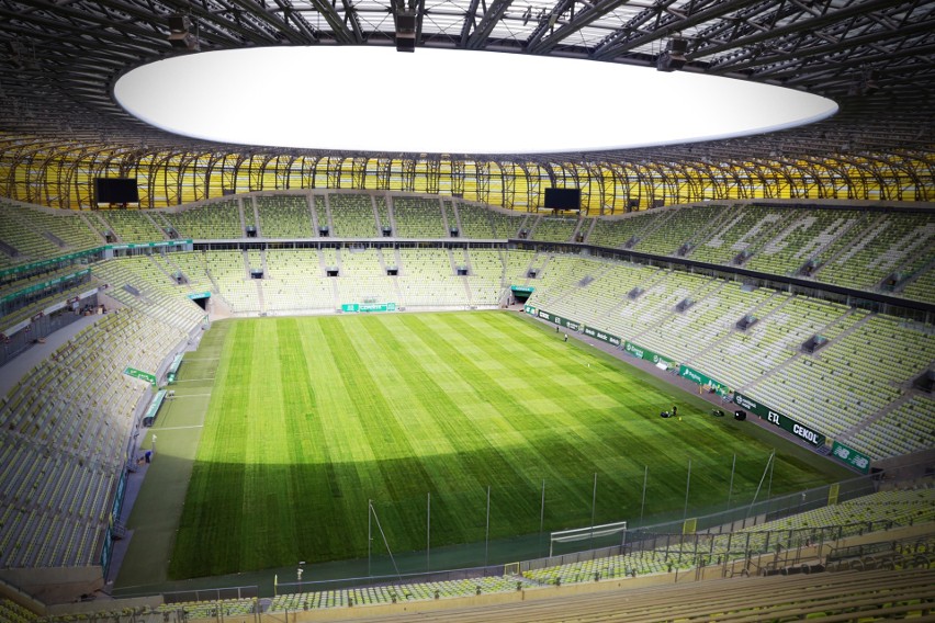 Stadion Energa Gdańsk ma nową murawę. Prace nad jej...