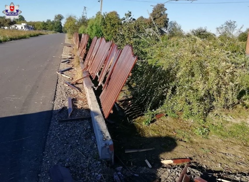 Dębowiec. Staranował ponad 40 metrów ogrodzenia i odjechał. 18-latek był pijany (ZDJĘCIA)