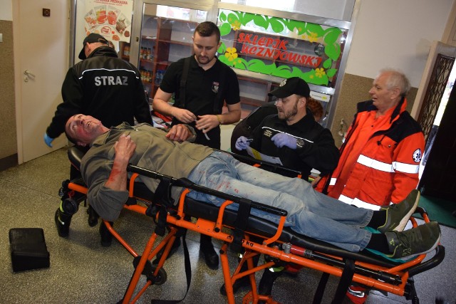 Fotorelacja z zastępczego miejsca szpitalnego podczas ćwiczeń wojewódzkich pk. Wisła-19 w Gąsawie