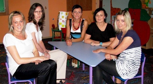 Anna Betlejewska (druga od prawej) ze swoimi wspólniczkami