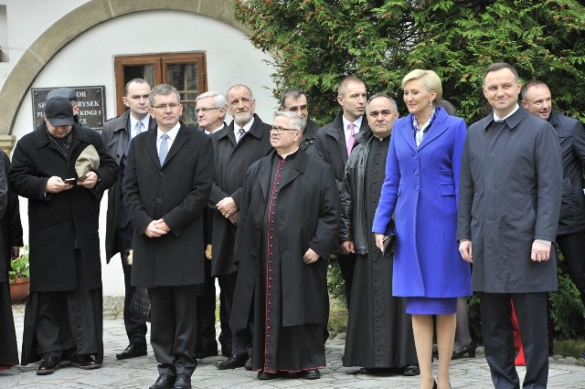 Honorowym Obywatelem Starego Sącza jest prezydent Andrzej Duda (po prawej stronie) - podkreślają to autorzy rezolucji przeciwko LGBT i gender