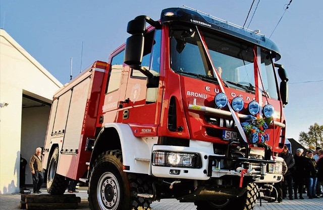 Jednostce OSP przybył nowy wóz ratowniczo-gaśniczy