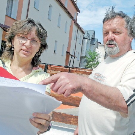 Mieszkańcy ze Słowiańskiej 10a domagają się przestrzegania prawa