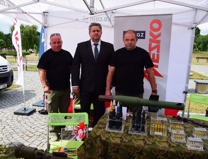 Mesko pokazało najnowszą broń i amunicję na pikniku w Sandomierzu