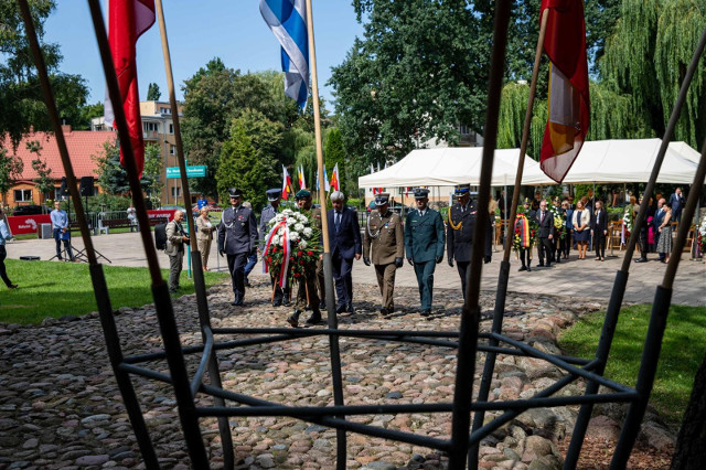 78. Rocznica powstania w getcie białostockim. Białystok uczcił pamięć bohaterów (zdjęcia)