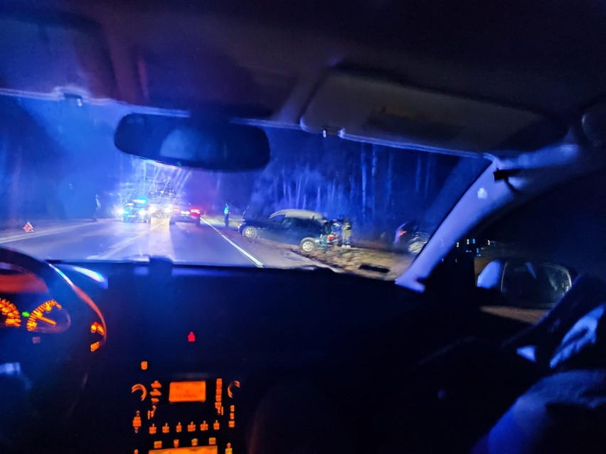 Knyszyn. Zderzenie trzech aut na drodze krajowej nr 65
