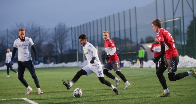 Manuel Ponce Garcia strzelał gole dla Stali w zimowych grach kontrolnych.