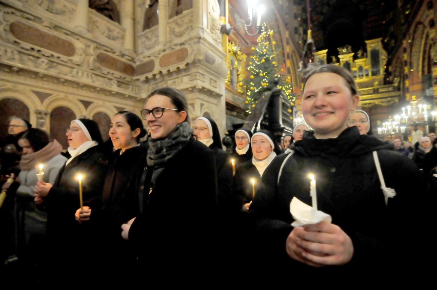 W bazylice Mariackiej odprawiono Mszę św. w Światowy Dzień...