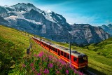 Pociągiem przez Stary Kontynent. 5 najlepszych europejskich tras kolejowych