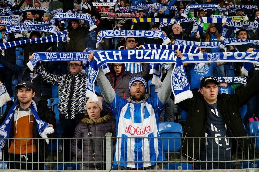 Mecz Lech Poznań - Górnik Zabrze (4:1) oglądało na stadionie...