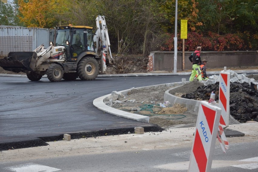 Kompleks handlowy na terenie po byłej Estradzie w Zielonej...