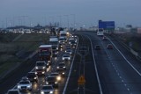 Ogromne korki na autostradzie A4. Węzeł Bielany zamknięty