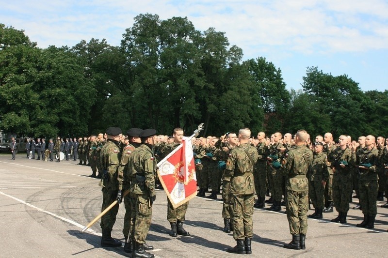 Ponad stu żołnierzy złożyło przysięgę